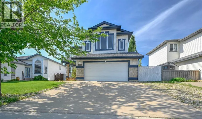 8841 Lakeland Drive, Grande Prairie, Alberta T8X1V8