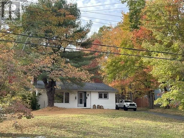 260 Lockview Road, Fall River, Nova Scotia B2T1J1