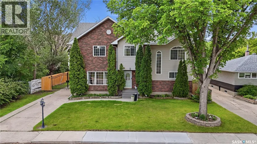 87 Yarnton CRESCENT, Regina, Saskatchewan S4R4A4