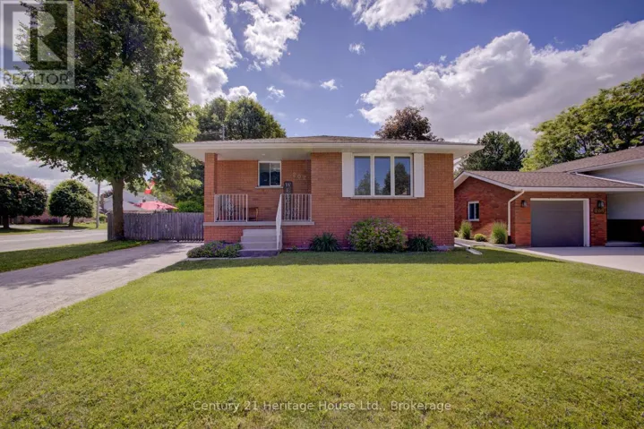 202 15TH AVENUE, Hanover, Ontario N4N3L4