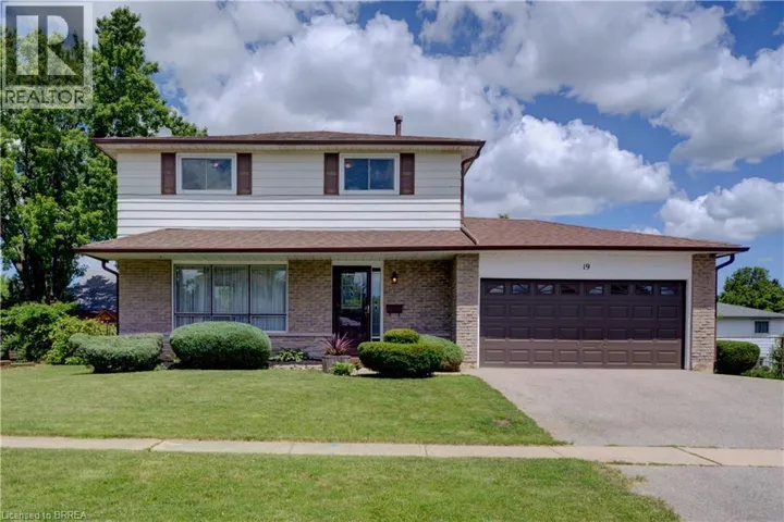 19 OWEN Avenue, Paris, Ontario N3L3N7
