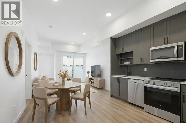 618, 3107 Warren Street NW, Calgary, Alberta T3B6N7