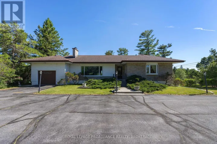 4756 BATH ROAD, Loyalist (Lennox and Addington - South), Ontario K0H1G0