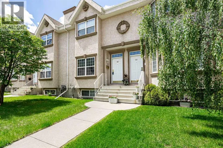 53 Adams Close, Red Deer, Alberta T4R2W4