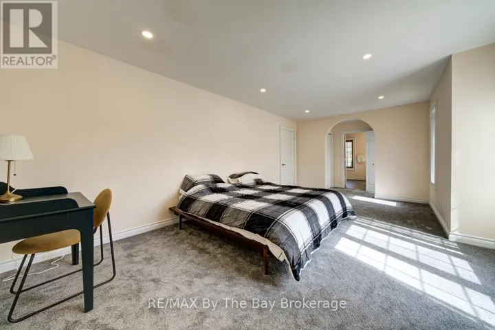 780