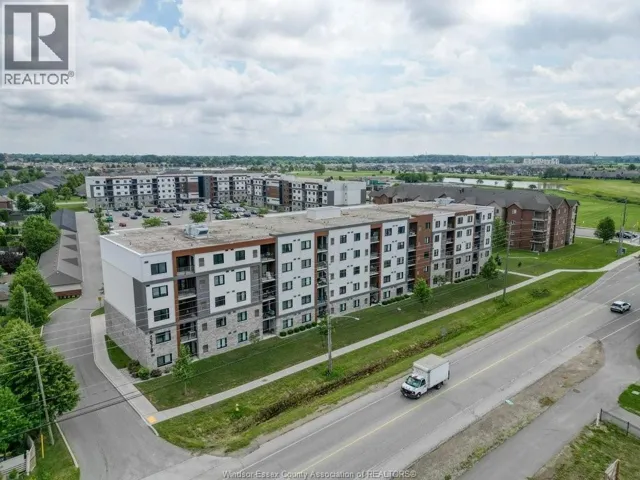 4578 HURON CHURCH LINE ROAD, LaSalle, Ontario N9H1H3