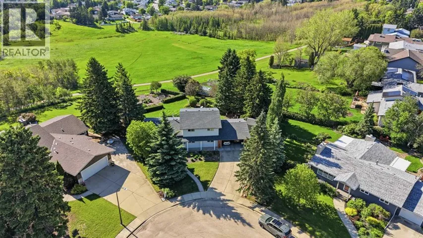 7 Oslo Close, Red Deer, Alberta T4N5A5