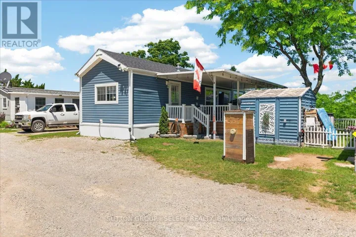 402 - 8685 ROCK GLEN ROAD, Lambton Shores (Arkona), Ontario N0M1B0