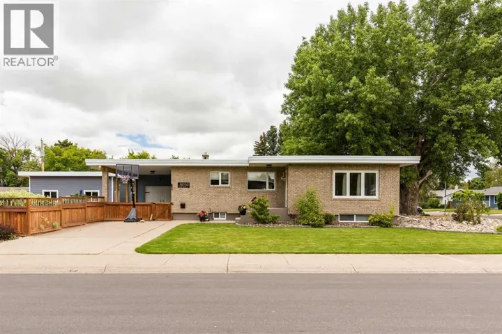 1606 18 Street S, Lethbridge, Alberta T1K2B4