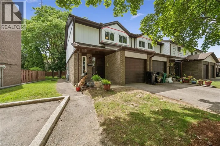 46 CEDARWOODS Crescent, Kitchener, Ontario N2C2L7