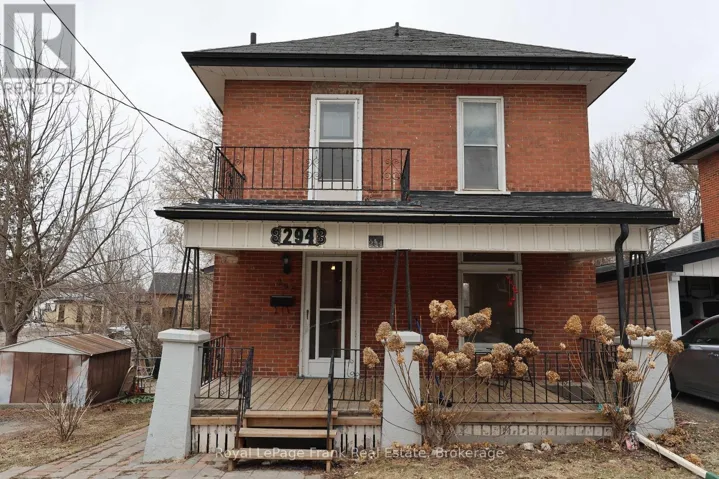 294 PARKHILL ROAD W, Peterborough (Northcrest Ward 5), Ontario K9H3H7