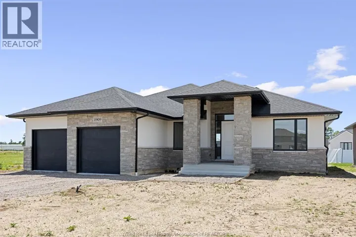 1909 SANNITA AVENUE, Kingsville, Ontario N9Y0G6