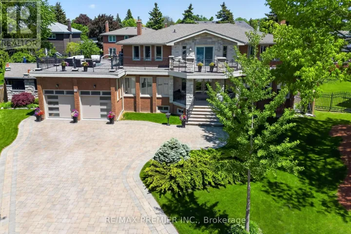 35 LORENGATE PLACE, Vaughan (Islington Woods), Ontario L4L2Y4