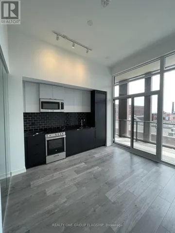 423 - 285 DUFFERIN STREET, Toronto (South Parkdale), Ontario M6K0J2