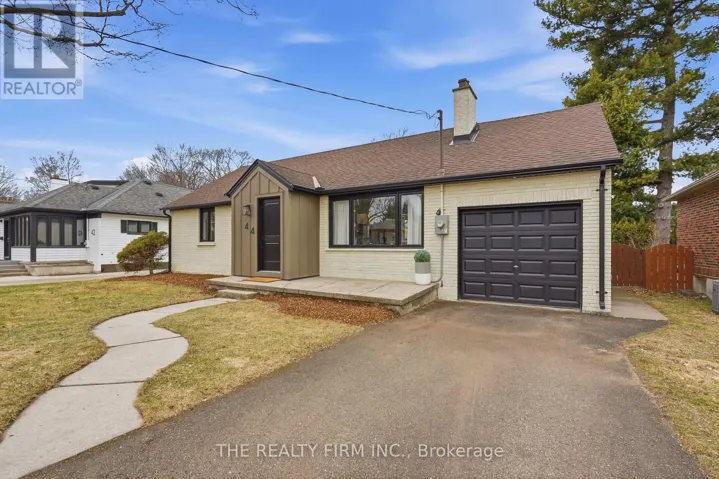 44 DAVID STREET, London South (South V), Ontario N6P1B3