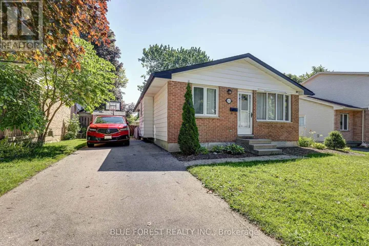 1674 ALDERSBROOK ROAD, London North (North F), Ontario N6G3B8