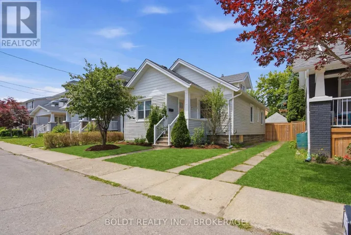 21 ALBERT STREET, St. Catharines (Downtown), Ontario L2R2G6