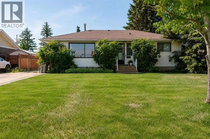 10415 111 Avenue, Grande Prairie, Alberta T8V1T9