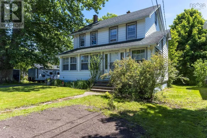 68 Connaught Avenue, Middleton, Nova Scotia B0S1P0