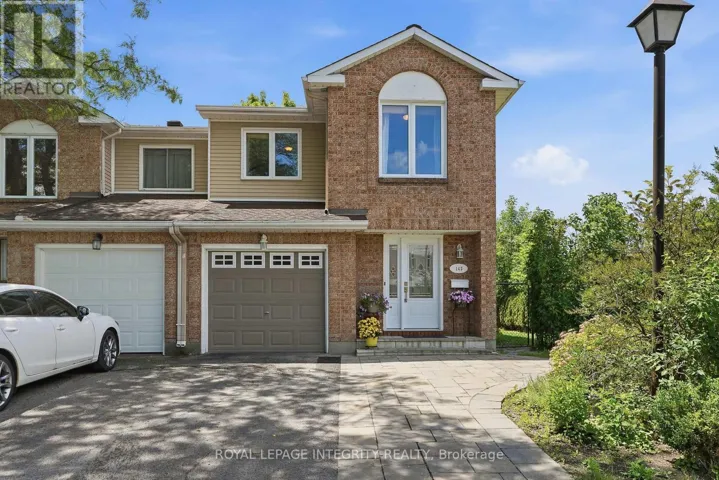 142 GLADECREST COURT, Ottawa, Ontario K2H9J8
