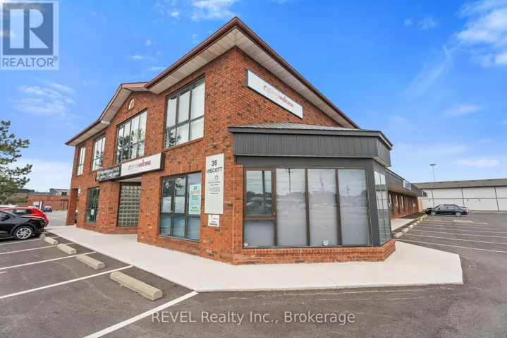36 HISCOTT STREET, St. Catharines (Haig), Ontario L2R1C8