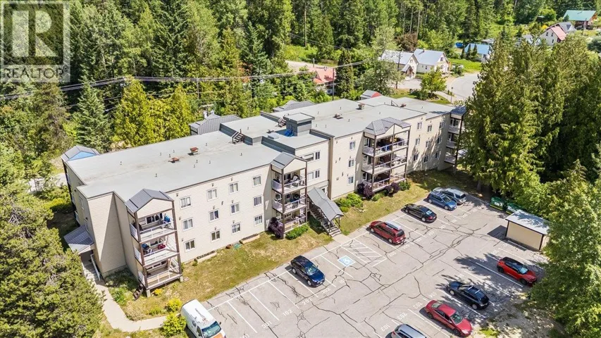 1800 Kirkup Avenue Unit# 203, Rossland, British Columbia V0G1Y0