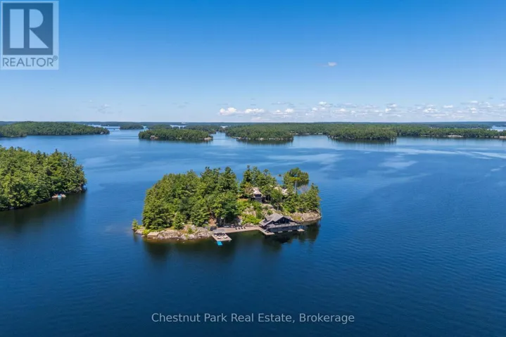 1 ONAWAY ISLAND R21, Muskoka Lakes (Medora), Ontario P0B1J0