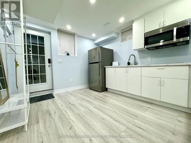 LOWER - 51 CAYTON CRESCENT, Bradford West Gwillimbury (Bradford), Ontario L3Z0V9