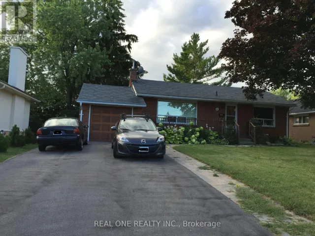 - BSMT - 45 RIVER ROAD, Mississauga (Streetsville), Ontario L5M1R6
