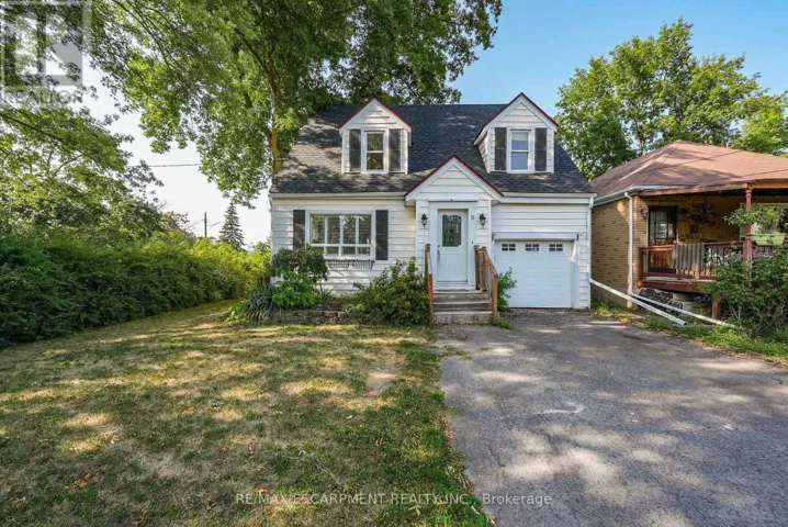9 ARLINGTON AVENUE, St. Catharines (E. Chester), Ontario L2P3A3