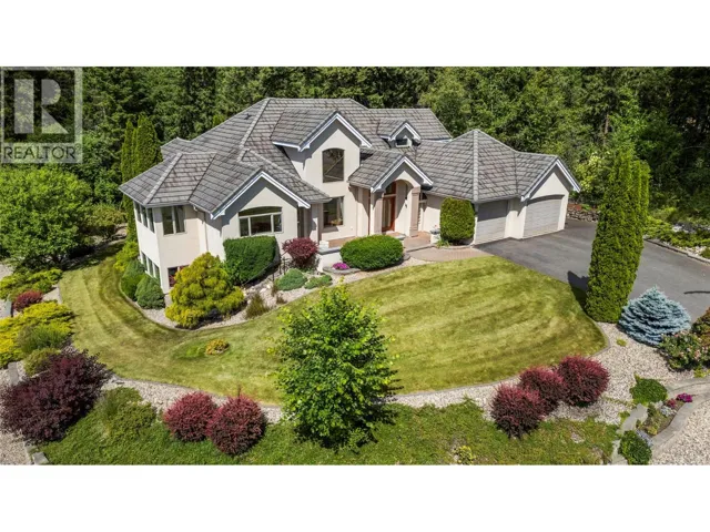 1821 50 Avenue NE, Salmon Arm, British Columbia V1E4P4