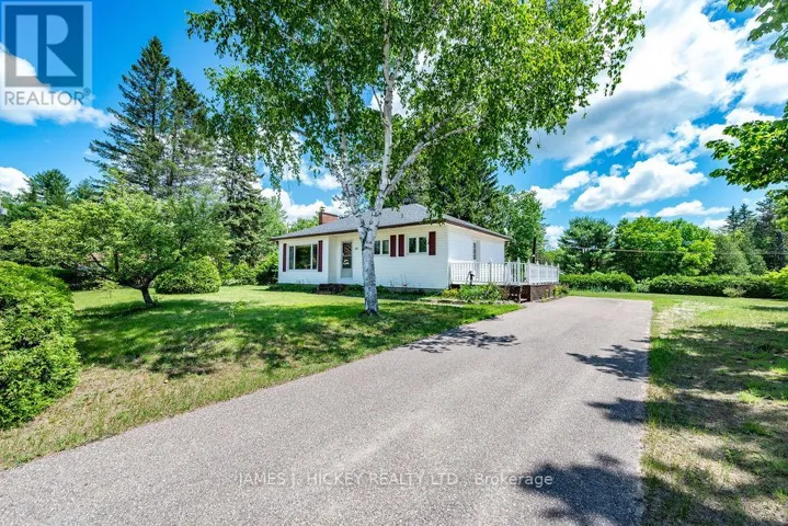22 SYDNEY STREET, Laurentian Hills, Ontario K0J1J0