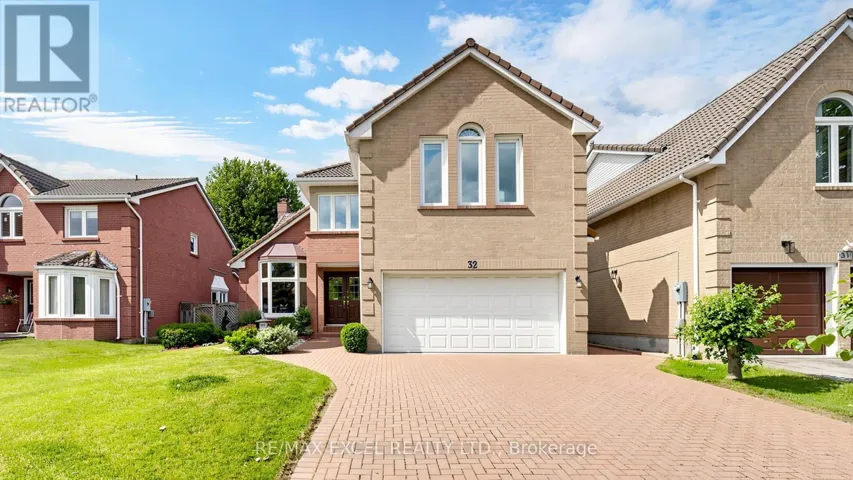 32 HOLLINGHAM ROAD, Markham (Unionville), Ontario L3R7X4