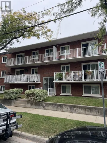 101 - 2365 MARINE DRIVE, Oakville (BR Bronte), Ontario L6L1C5