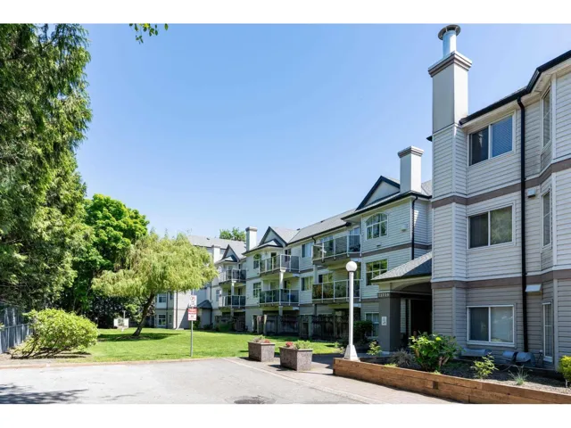 103 12739 72 AVENUE, Surrey, British Columbia V3W2M7