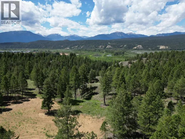 Lot 14 SADDLEWOOD Lane, Radium Hot Springs, British Columbia V0A1M0