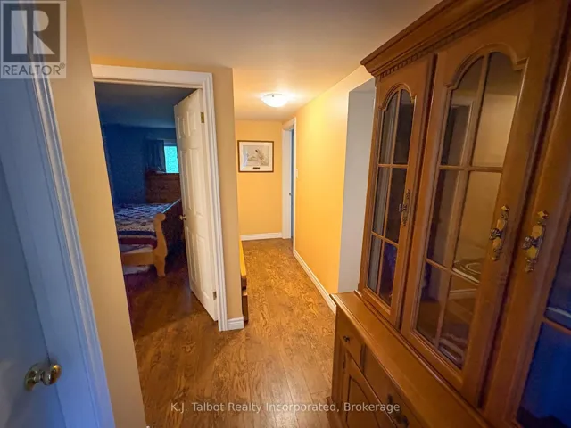780