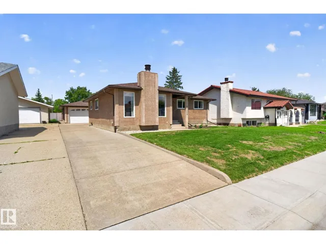 10308 166 AV NW, Edmonton, Alberta T5X2G5