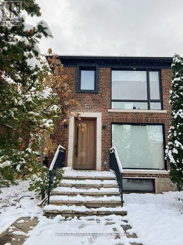 127 GLENVALE BOULEVARD, Toronto (Leaside), Ontario M4G2W1