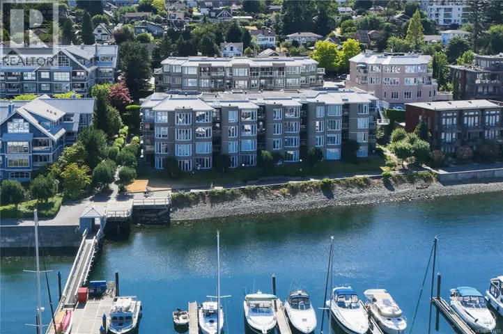 402 566 Stewart Ave, Nanaimo, British Columbia V9S5T5