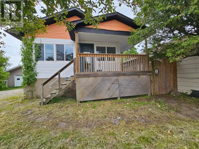 28 LAKESHORE DRIVE, North Bay (Ferris), Ontario P1A2A2