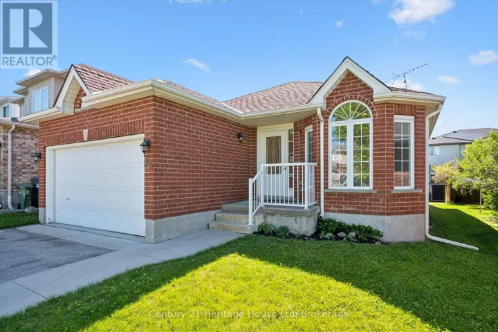 35 SHACKLETON DRIVE, Guelph (Grange Road), Ontario N1E7K5