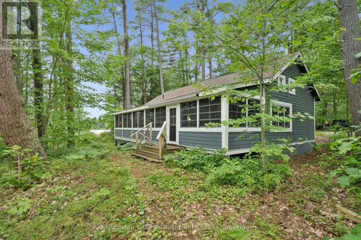 3 - 1037 SNIDERS BAY ROAD, Gravenhurst (Muskoka (S)), Ontario P1P1R2