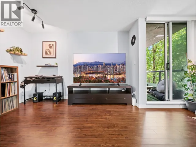407 7077 BERESFORD STREET, Burnaby, British Columbia V5E4J5