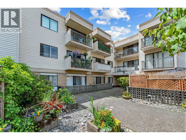 201 590 WHITING WAY, Coquitlam, British Columbia V3J3R9