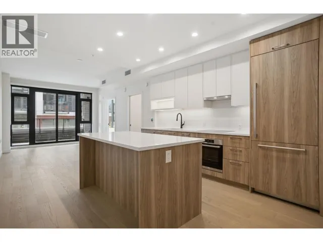 504 8398 OAK STREET, Vancouver, British Columbia V6P0L9