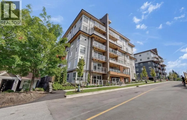 723 GROVER AVENUE, Coquitlam, British Columbia V3J0L9