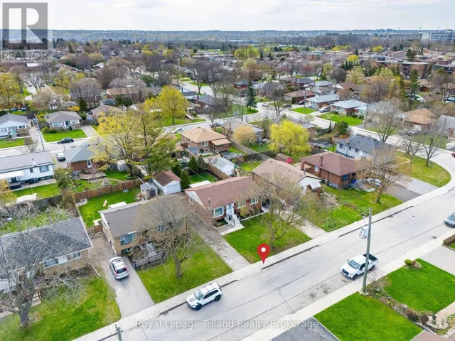 91 WISE CRESCENT, Hamilton (Huntington), Ontario L8T2L7