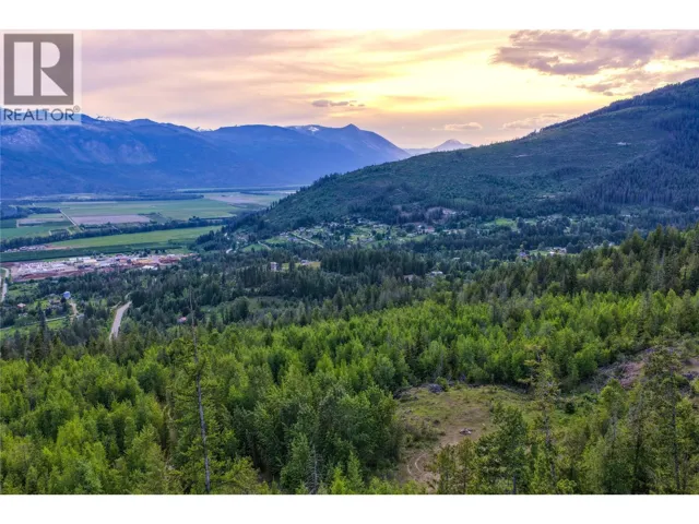 DL 4595 Elsie Holmes Road, Wynndel, British Columbia V0B2N1