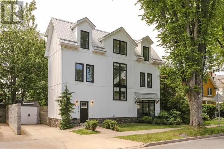 1594 PRESTON, Halifax, Nova Scotia B3H3V1
